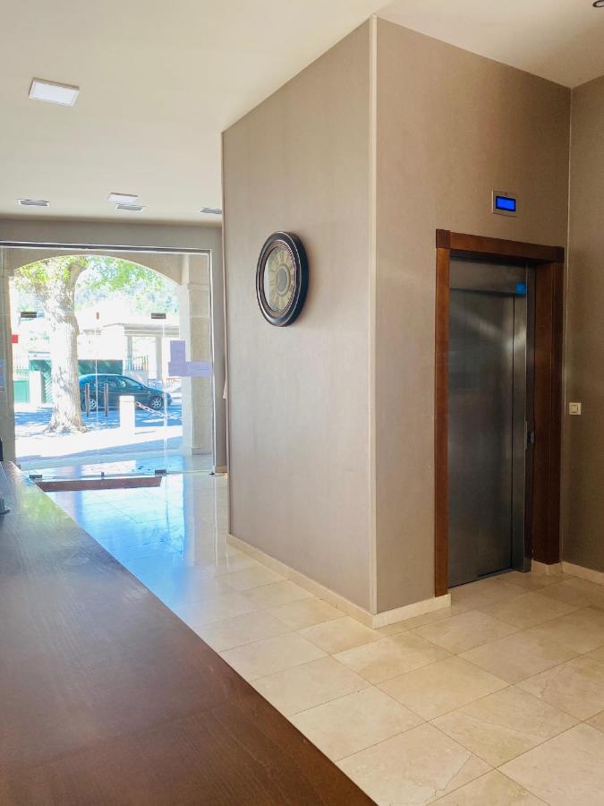 Hotel Av Apartamentos โลวิโอส ภายนอก รูปภาพ
