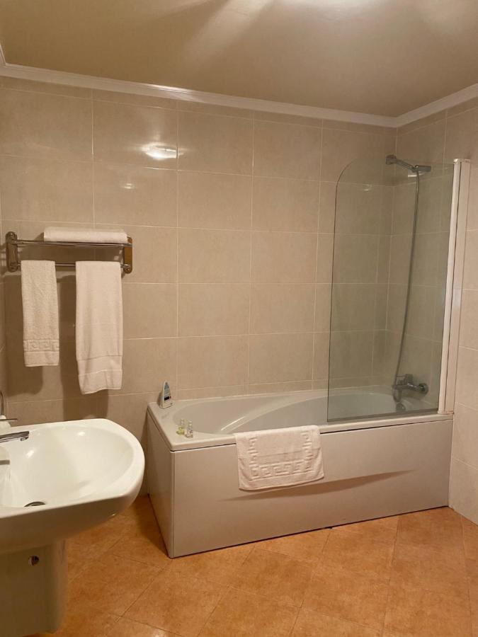 Hotel Av Apartamentos โลวิโอส ภายนอก รูปภาพ