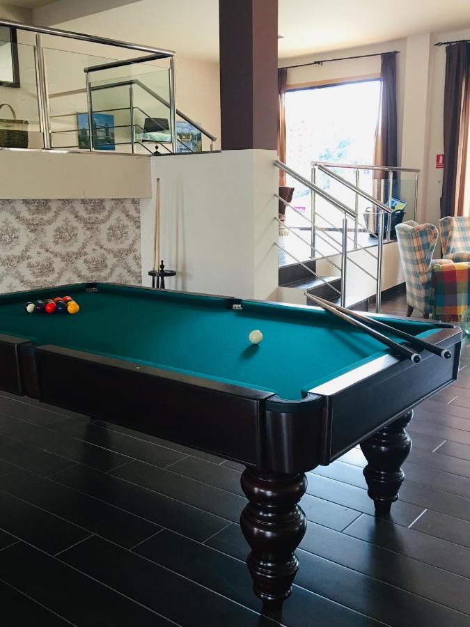 Hotel Av Apartamentos โลวิโอส ภายนอก รูปภาพ