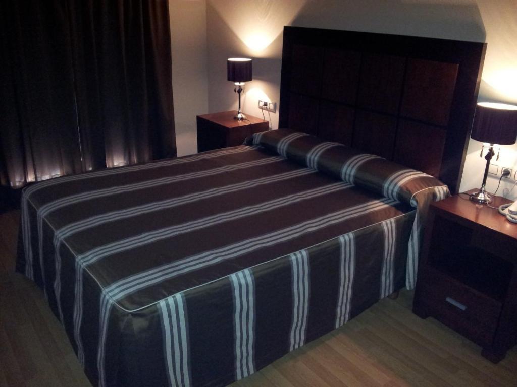 Hotel Av Apartamentos โลวิโอส ห้อง รูปภาพ