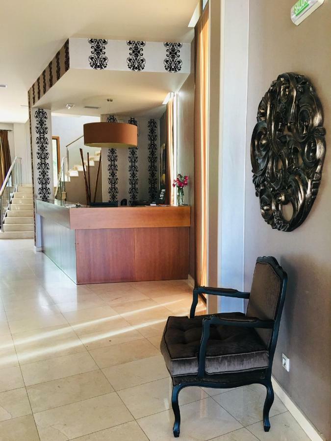 Hotel Av Apartamentos โลวิโอส ภายนอก รูปภาพ